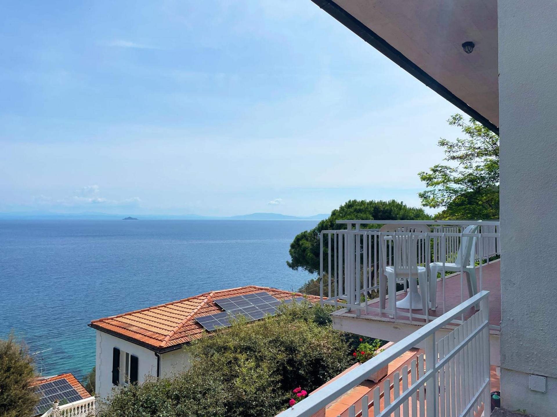 Villa Porticciolo - Argonautivacanze Rio Marina Buitenkant foto